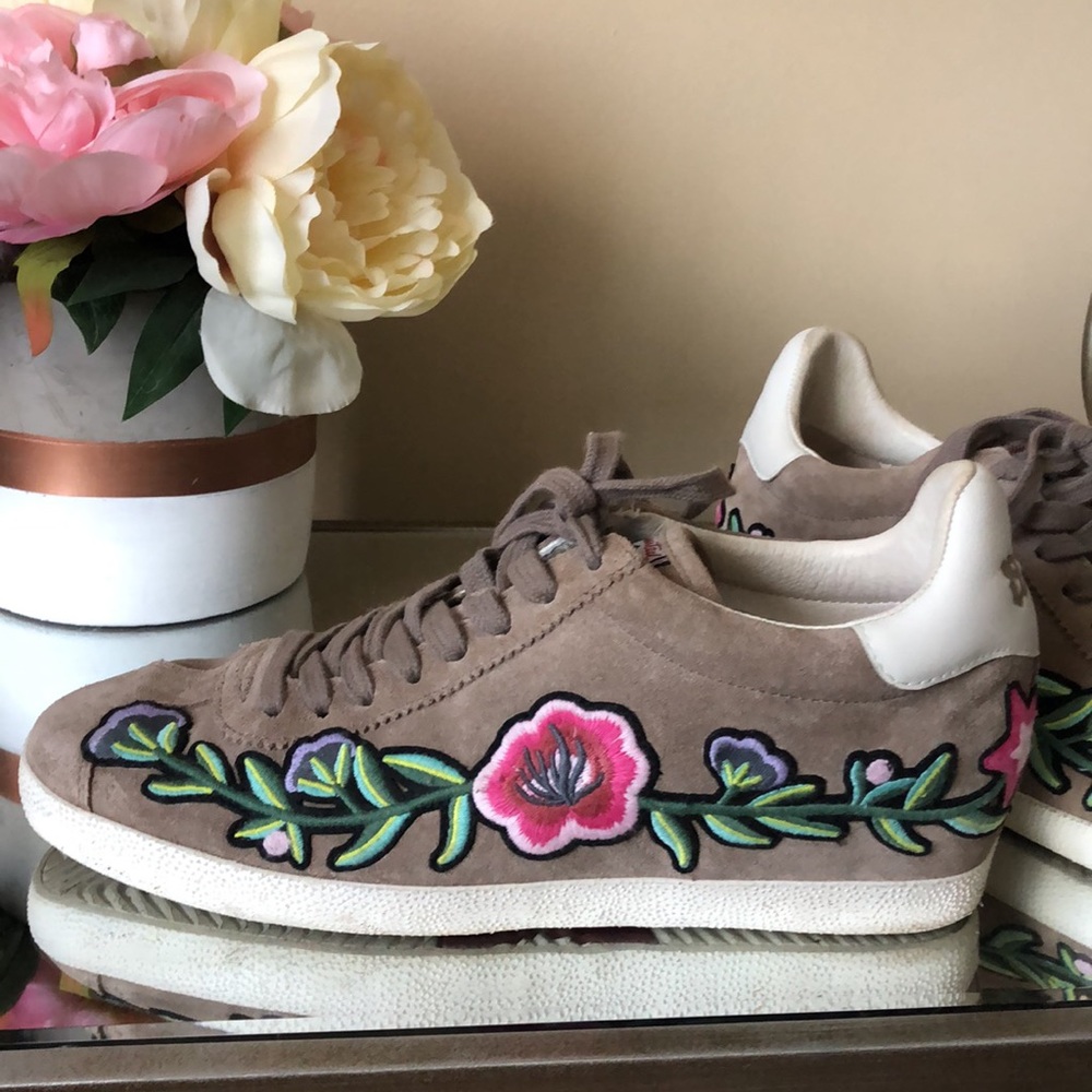 ASH Gull floral embroidered suede sneakers